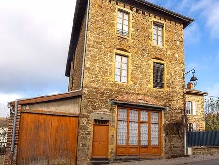 demeure de caractère en pierre de 300 m²