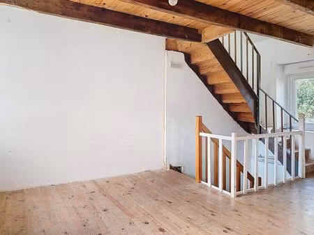 ensemble immobilier en pierre – 2 lots – monts d’arrée – fort potentiel