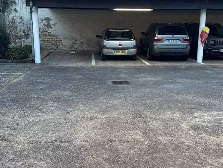 parking à louer