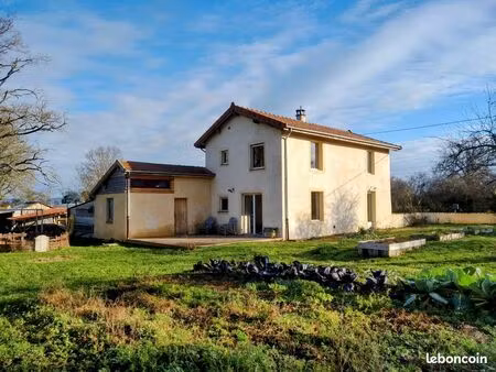 maison avec ferme florale bio à vendre  clé en main