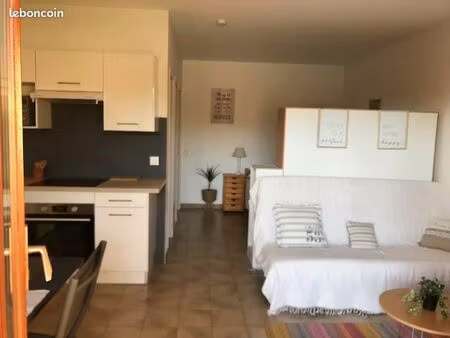 grand studio agosta plage  du 15 janvier au 13 juin 2026