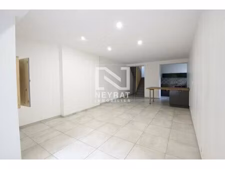 location appartement 3 pièces 77m² louhans 71500