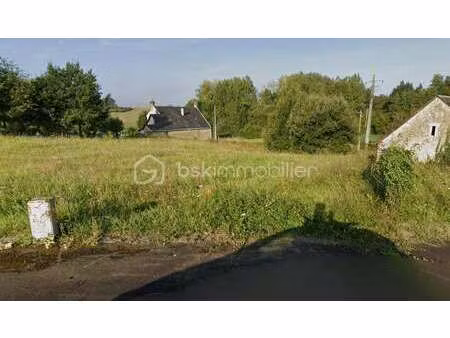 vente terrain à lavernat (72500) : à vendre / 695m² lavernat