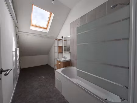 location appartement 3 pièces 90 m² à anzin (59410)  850 €