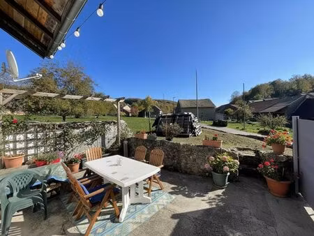 charmante maison inviduelle au coeur du hameau paisible d'aran
