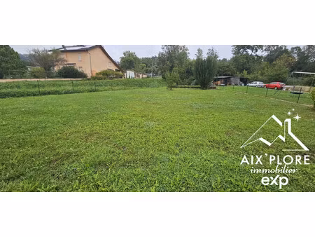 terrain plat a batir 607 m2