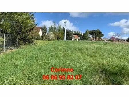terrain constructible -civray de touraine (37150)