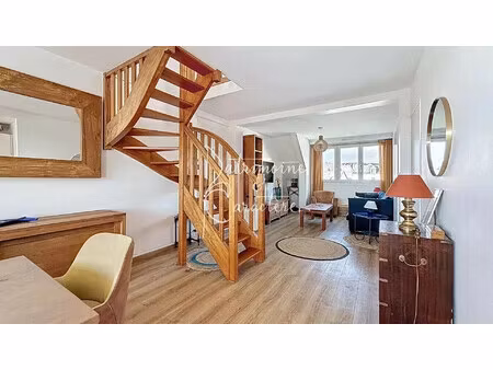 lumineux duplex 3 chambres 110m2 au sol à carnac
