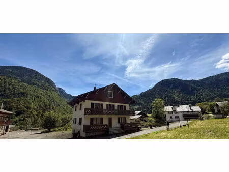 idéal investisseurs : parcelle divisible et constructible