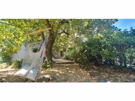 grande maison vigneronne – 230 m² – 5 chambres – jardin ?