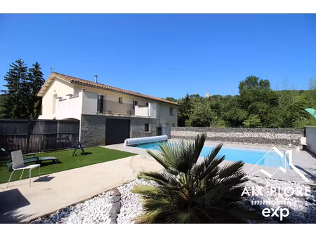 belle maison individuelle avec sous-sol complet – piscine –