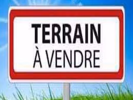 terrain constructible de 324 m²