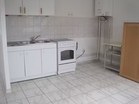 appartement 2 pièces 35 m² à louer saint-quentin 02100 ? | era immobilier