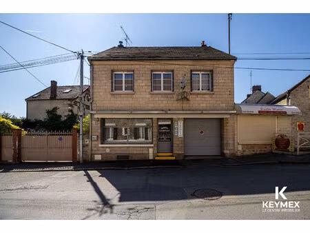 immeuble de rapport avec local commercial et appartement t2 (t4 possible) boran-sur-oise