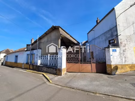 vente maison 8 pièces 148 m² à sainte-colombe-sur-seine (05700)  75 000 €