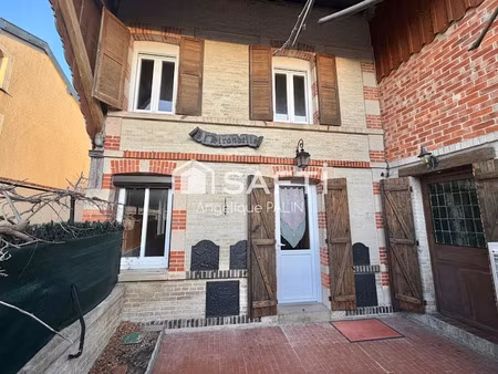 vente maison 6 pièces 180 m² à la neuville-au-pont (51800)  79 500 €