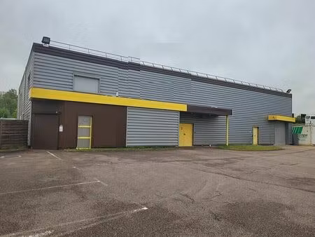 location local d'activités val de reuil 750 m²