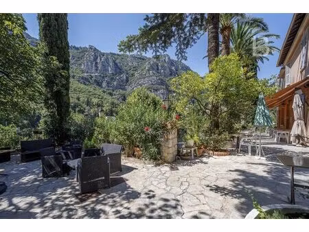 maison de maître de 500 m² à vendre à tourrettes sur loup