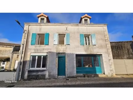 achat maison 5 pièces 127m² cherveux 79410