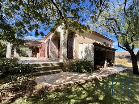 villa de plain pieds - 5 pièces - 160m² - 1000m² de terrain