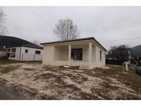 vente villa 4 pièces 91 m² à les salles-du-gardon (30110)  190 000 €