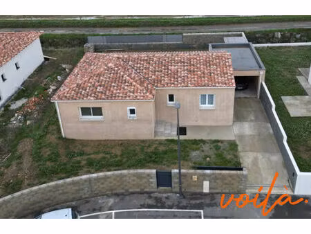 ref : pacific - maison pp - 3 chambres - 500m² de terrain - abris voiture - local de range