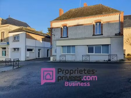 ombree d anjou - murs commerciaux loues 210 m²