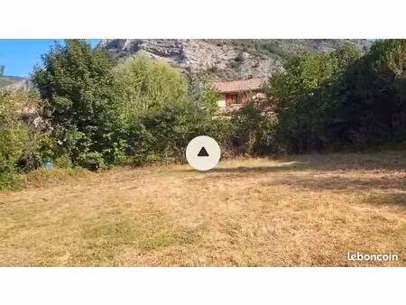 terrain constructible à veynes  hautes-alpes