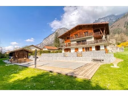 chalet 6 chambres avec piscine