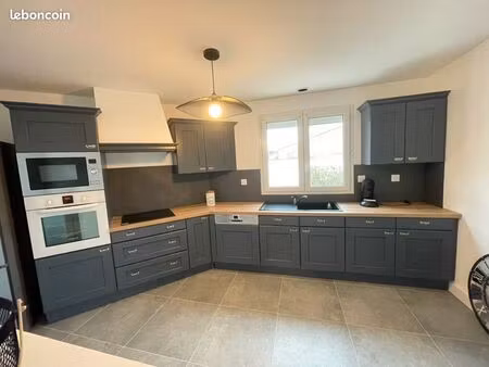 maison 4 pièces. 91 m2