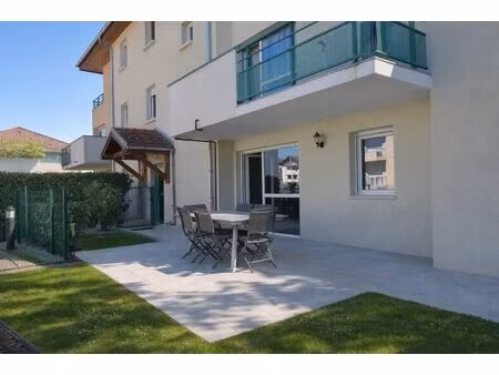 reignier-ésery t3 rénové avec jardin  garage  commerces e