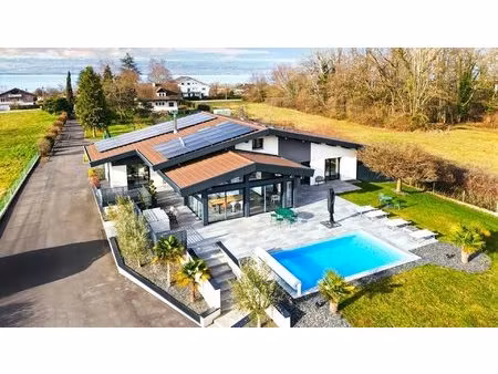 superbe villa moderne au calme à proximité du lac !