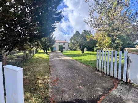 vente maison 7 pièces 101 m² mazeray (17400)