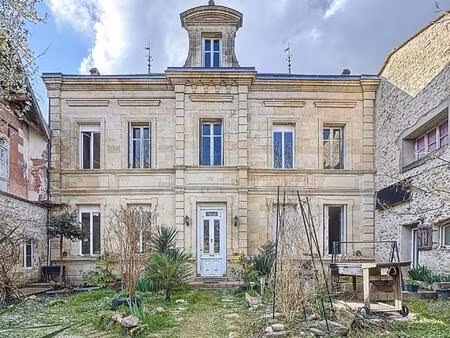 maison à rénover de 288 m² – grand potentiel à cartelègue !