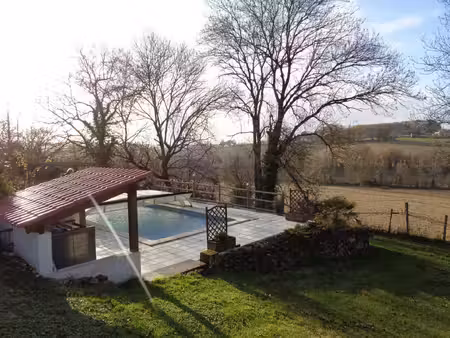 superbe maison de campagne au calme  entièrement rénovée  270