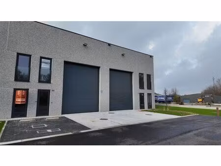 opslagruimte 205m² te brakel