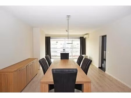 gezellig gerenoveerd appartement met 2 slaapkamers te deurne.