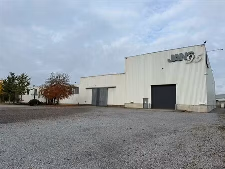 bedrijfssite op zichtlocatie bilzen-hoeselt