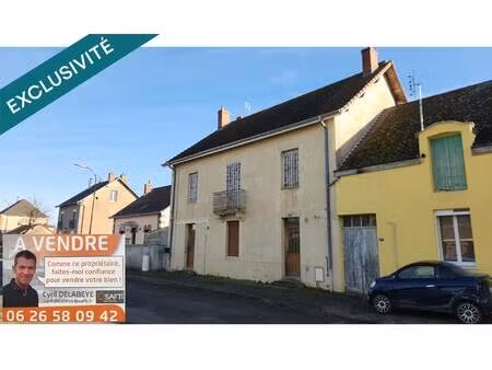 appartement f3 situé au rez-de-chaussée dans une maison