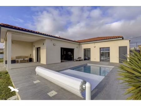 vente maison 5 pièces 132 m² à toutens (31460)  391 000 €