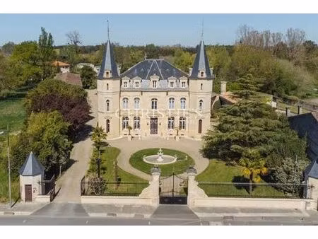 hôtel de 30 pièces de luxe en vente blaye  france