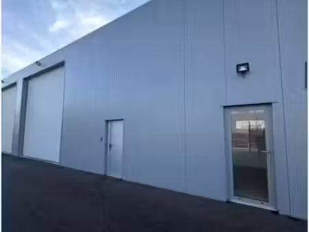 location commerce 800 m² à saint-laurent-médoc (33112)
