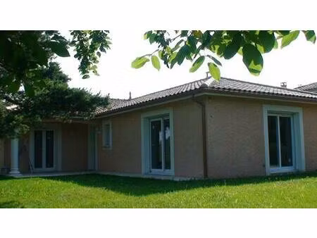location maison 4 pièces 109 m² à chasse-sur-rhône (38670)