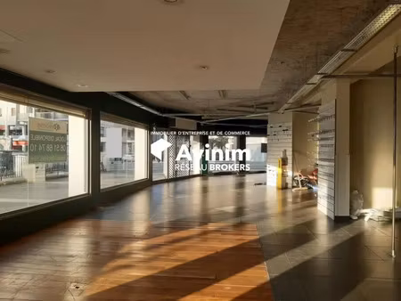 local commercial 334 m² aix les bains centre