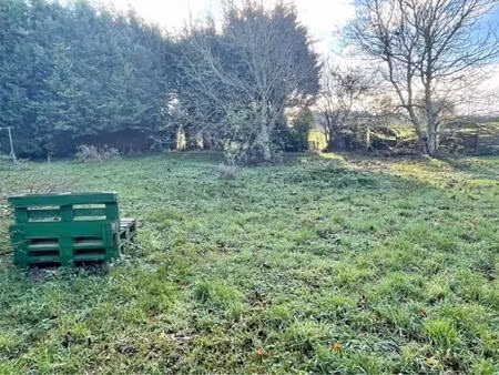 superbe terrain de loisirs avec etang de peche