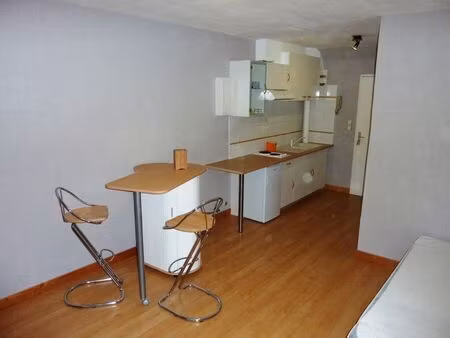 location appartement 1 pièce 20 m² à vandœuvre-lès-nancy (54500)