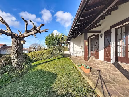 vente maison 6 pièces 151 m² à saint-pierre-d'irube (64990)  493 500 €
