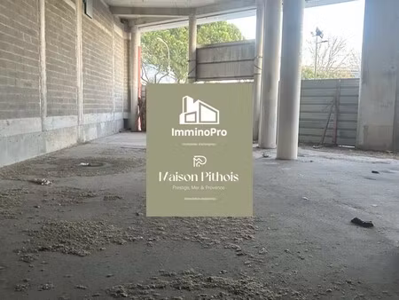 location local commercial