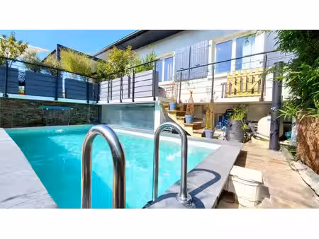 maison avec piscine et dépendance plain pied à terminer !