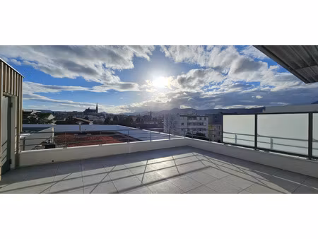 vente appartement 5 pièces 137 m² clermont-ferrand (63100)